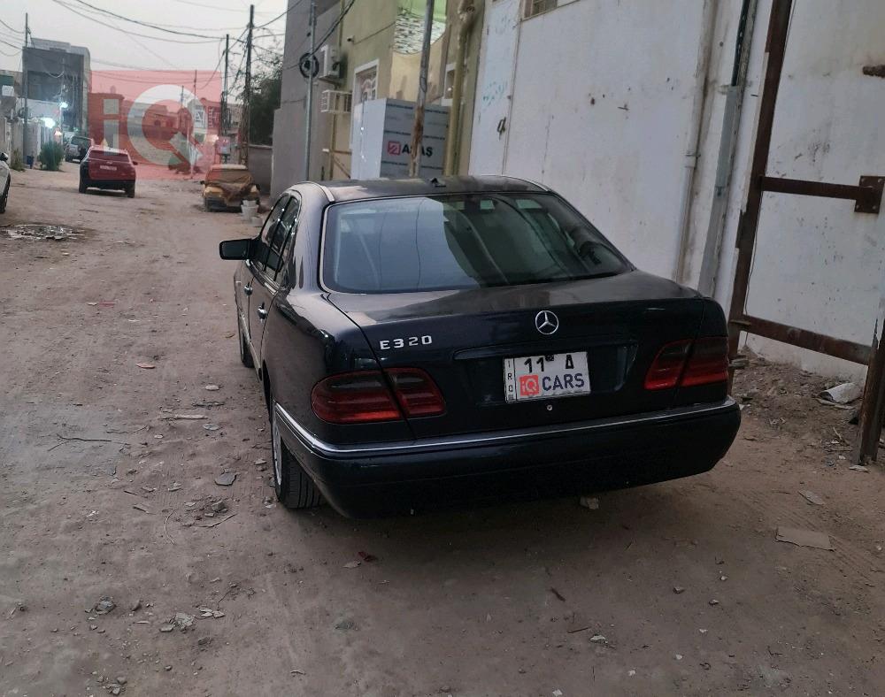 مرسيدس بنز E-Class